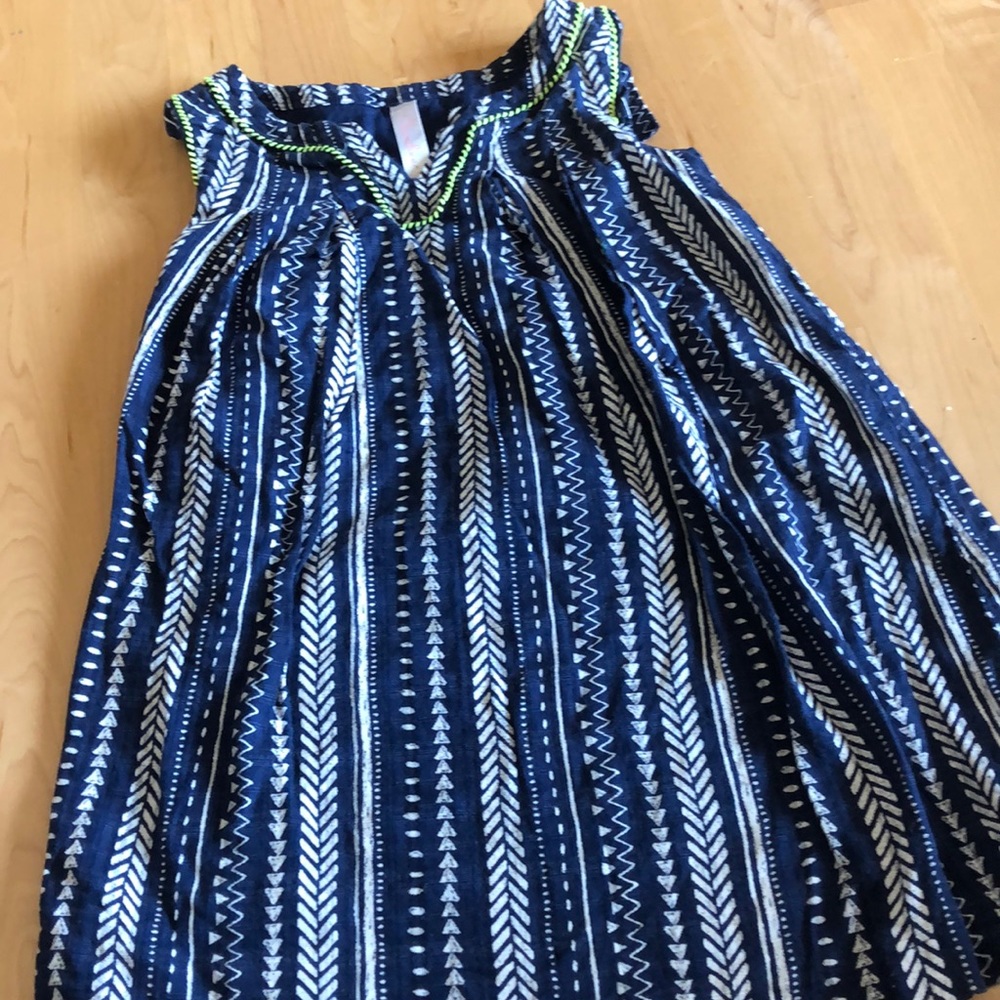 Girls dress